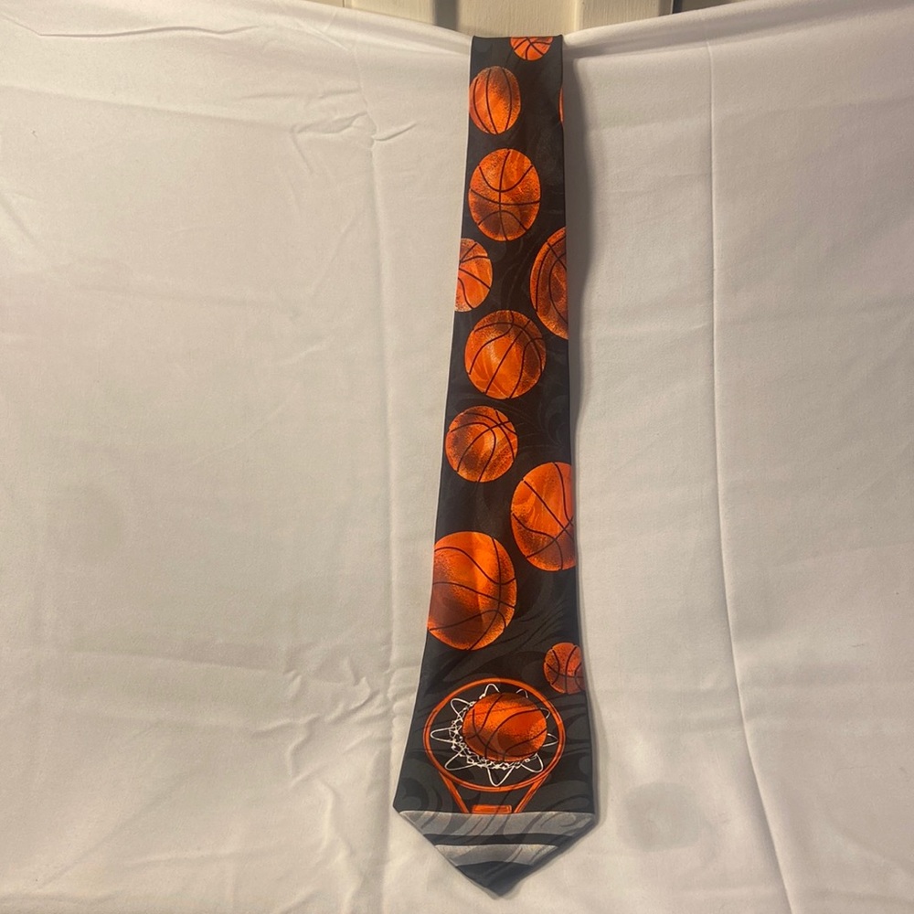 Florence Silk Basketball Tie‎